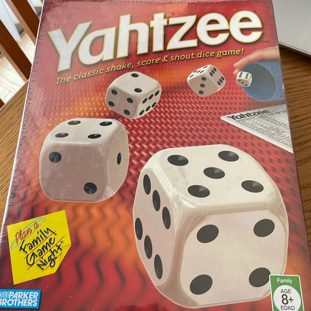 Hasbro Yahtzee 2005 New Sealed Game Parker Bros